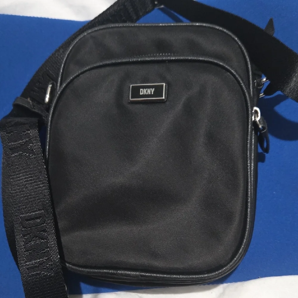 DKNY Men's Black Messenger Bag